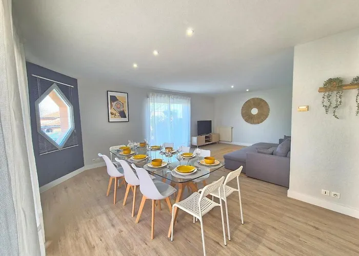 Apartment Le Clos Des Farges #clim#parking#terrasse Meuble Classe 3etoiles *