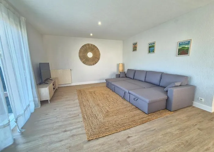 Le Clos Des Farges #clim#parking#terrasse Meuble Classe 3etoiles